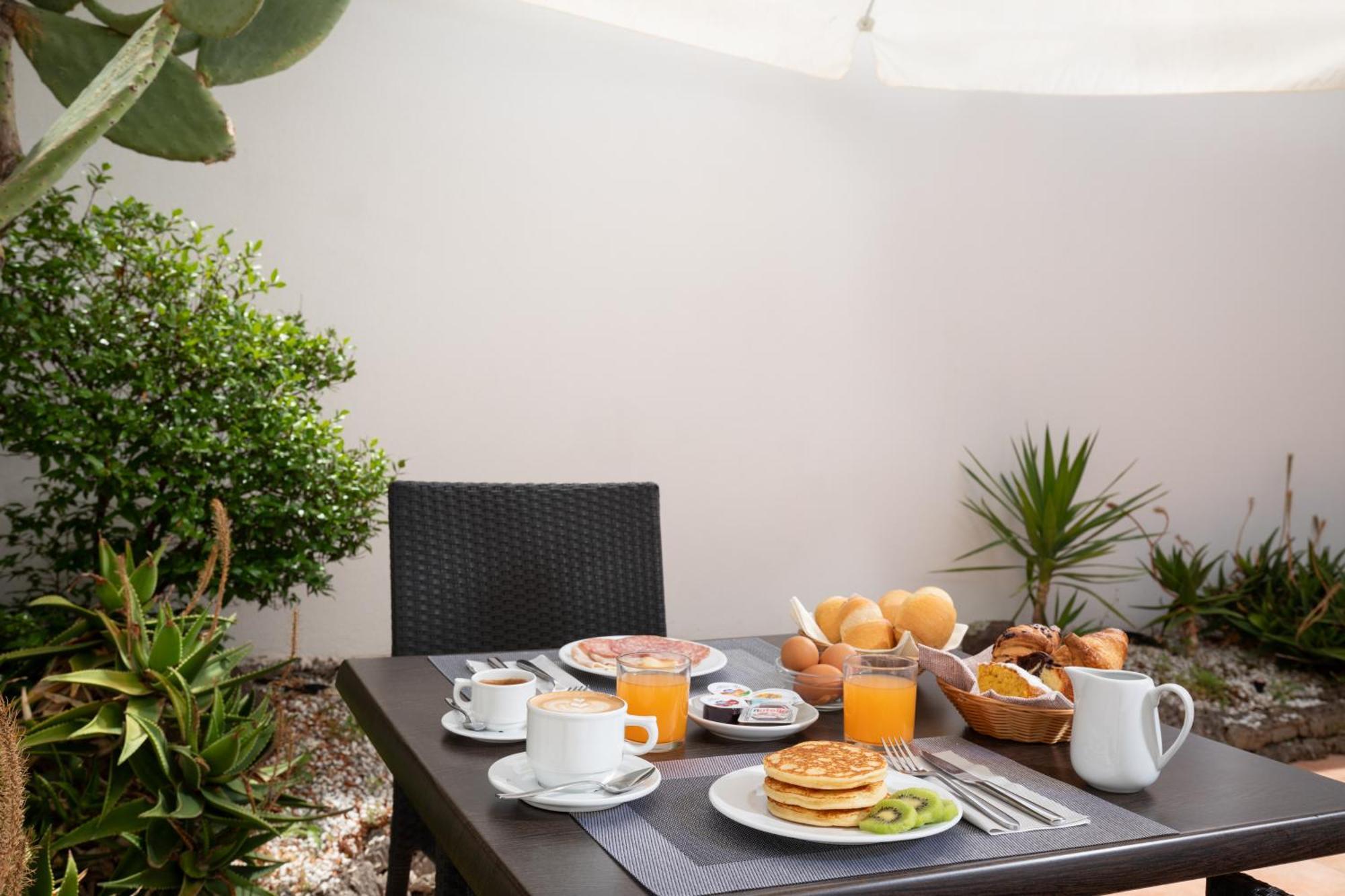Hotel Rosa Dei Venti Castelsardo Zewnętrze zdjęcie