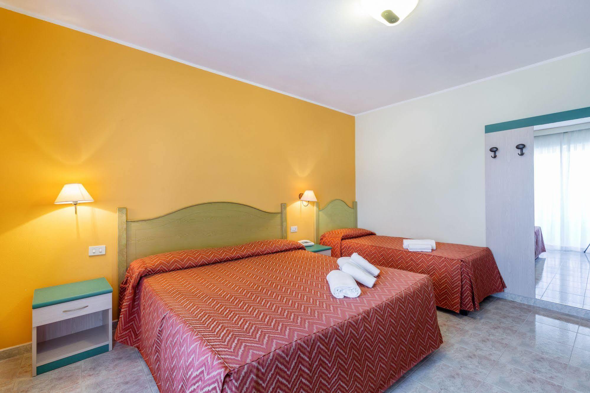 Hotel Rosa Dei Venti Castelsardo Zewnętrze zdjęcie